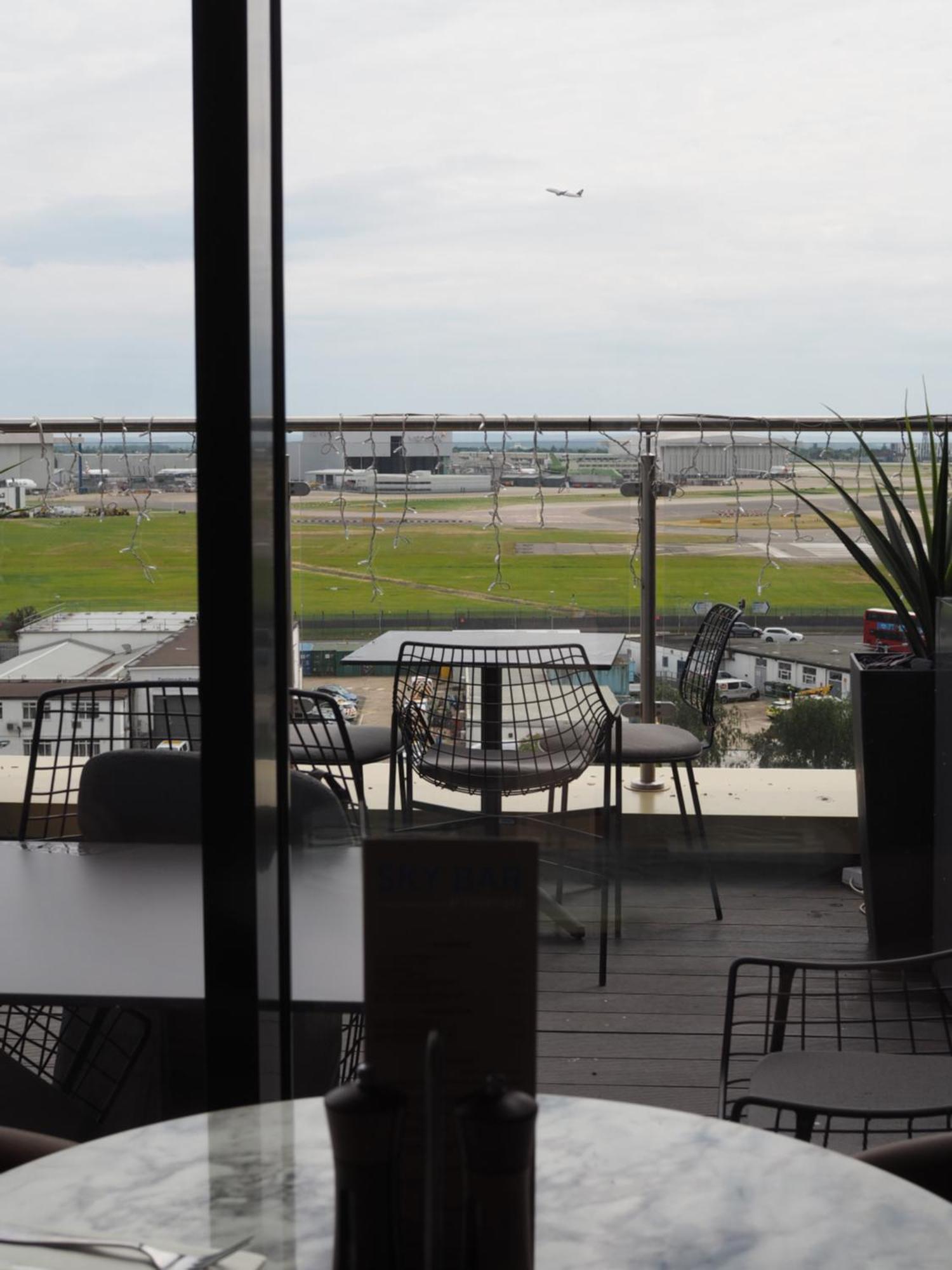 Courtyard By Marriott London Heathrow Airport Hotel Harlington (Greater London)